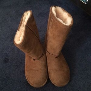 Tan Barely used bear paws